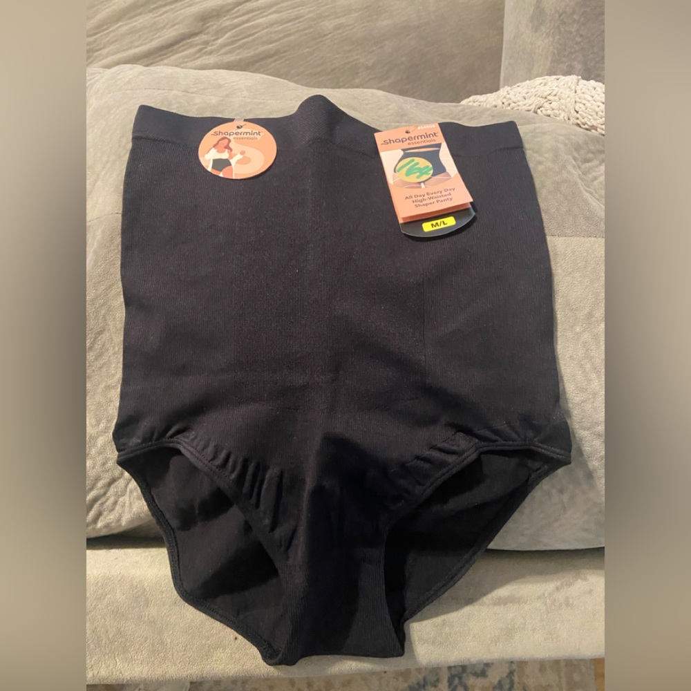 Shapermint Medium / Large Essentials Black High-Waisted Shaper Panty NWT